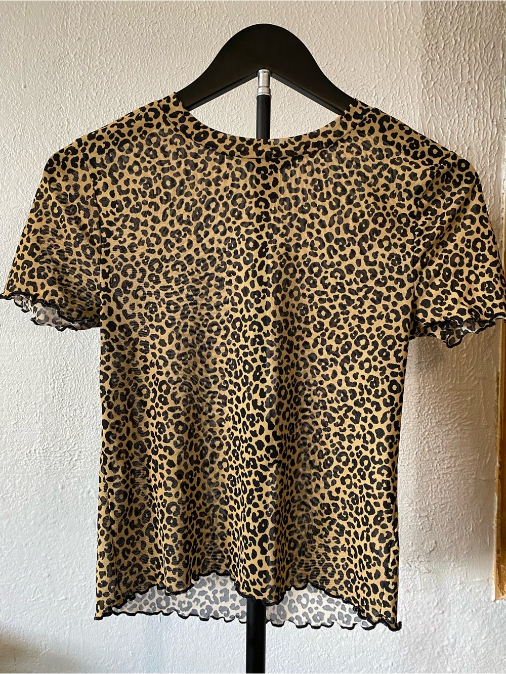 Forever 21 Leopard Print Lettuce-Edge Mesh Top Size Medium